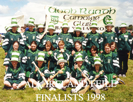 Click to see the Camogie feile team